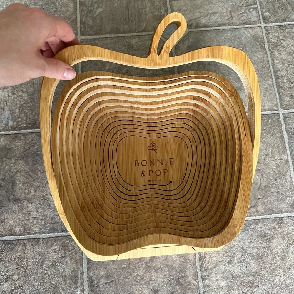 Bonnie & Pop New York Wood Fruit Apple Tray Basket Stand Charcuterie Board